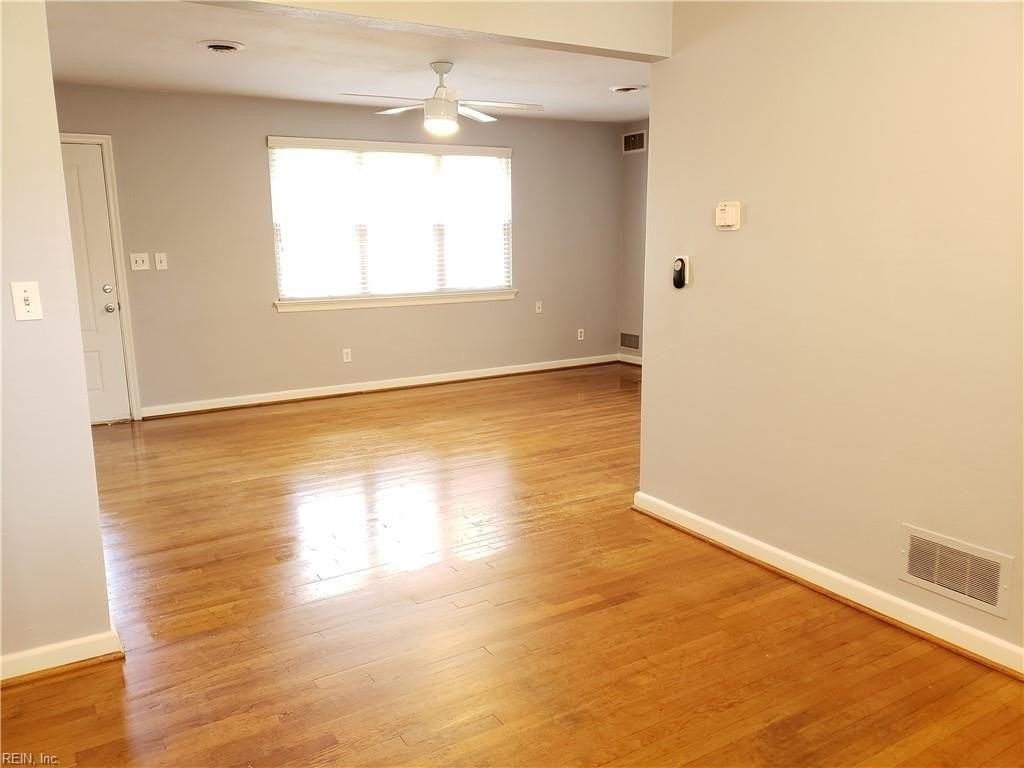 8705 Granby St - Photo 7 of 30