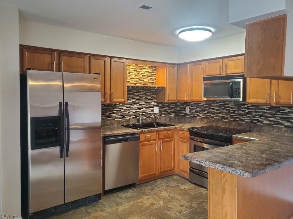1144 Ocean Pebbles Way - Photo 4 of 26