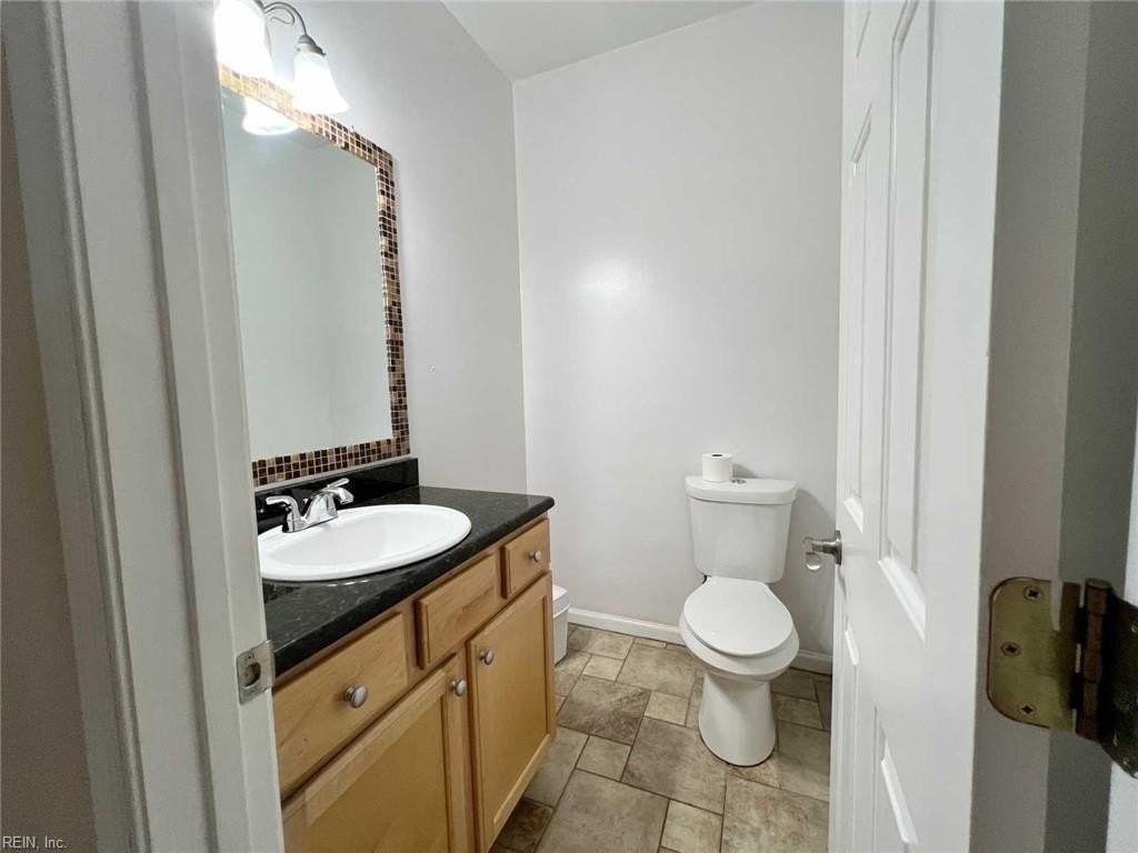 1812 Kempsville Crossing Ln - Photo 6 of 45