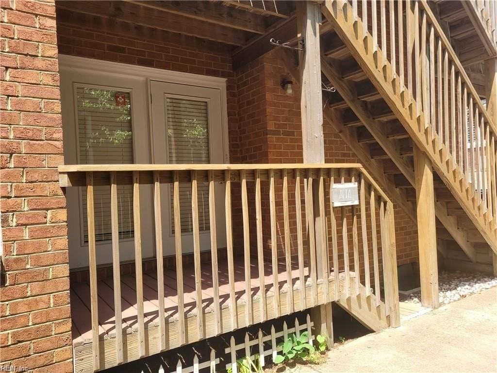 628 Redgate Ave #A - Photo 4 of 28