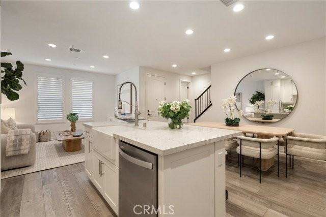 118 High Mdw - Photo 5 of 8