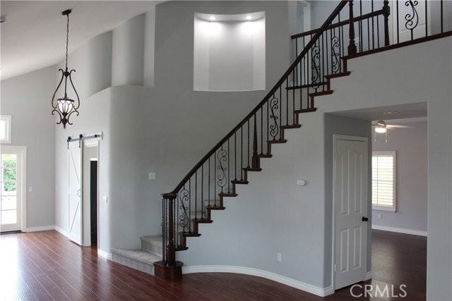 22 Flossmoor - Photo 2 of 8