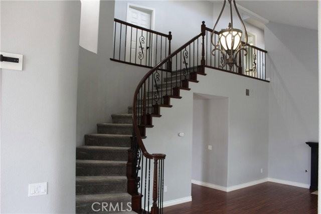 22 Flossmoor - Photo 3 of 8