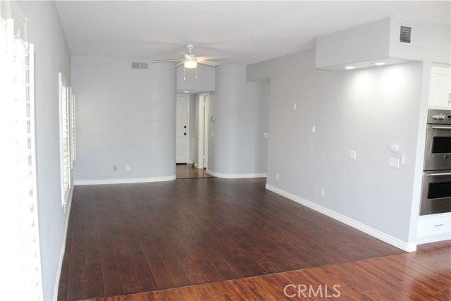 22 Flossmoor - Photo 6 of 8
