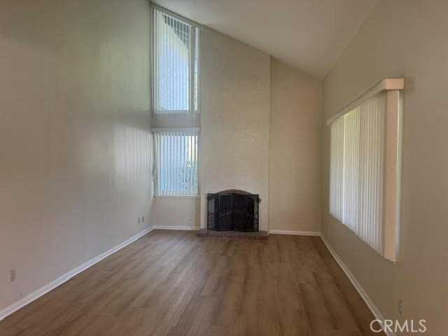 W Vale Ln - Photo 6 of 8