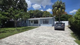 2849 Ne 13th Ave - Photo 1 of 1