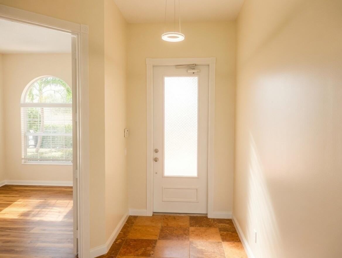 11547 Sw Rockingham Dr - Photo 4 of 45