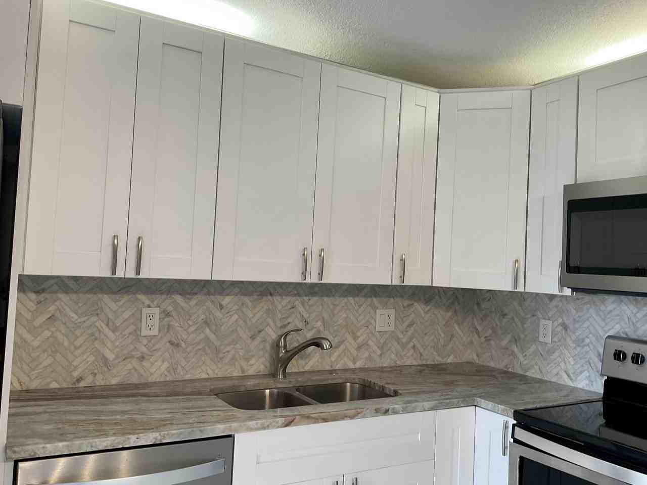 2826 Waterford Dr S - Photo 7 of 35