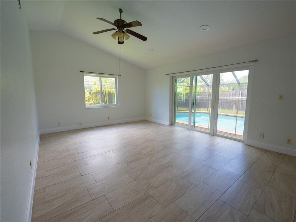 5332 Nw 29th Ct - Photo 5 of 36