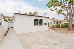 featured image of 18308 Gresham St