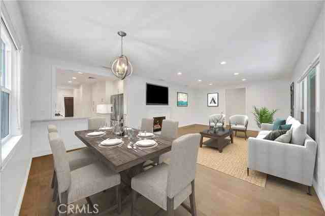 4833 Longridge Ave - Photo 7 of 8