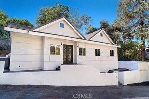 featured image of 3841 Ridgemoor Dr
