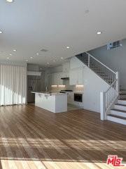 20812 W Bur Oak Cir - Photo 6 of 8