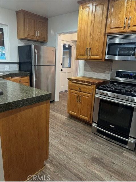 1903 Rosita Ave - Photo 5 of 8