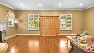 2545 Sycamore Dr - Photo 7 of 8