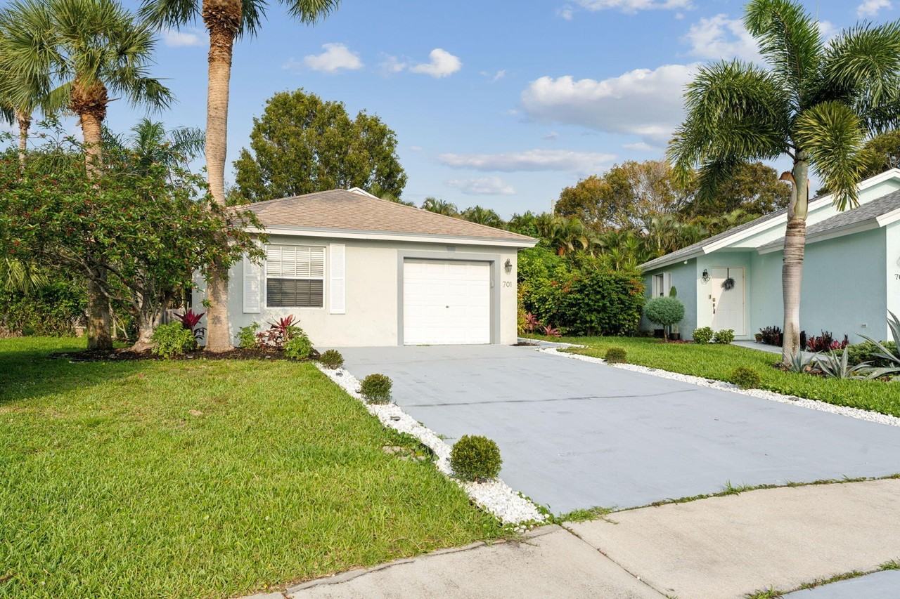 701 Key West St - Photo 2 of 22