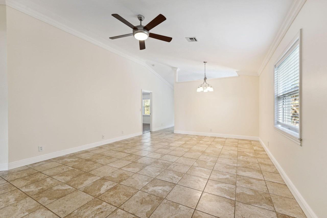 701 Key West St - Photo 5 of 22