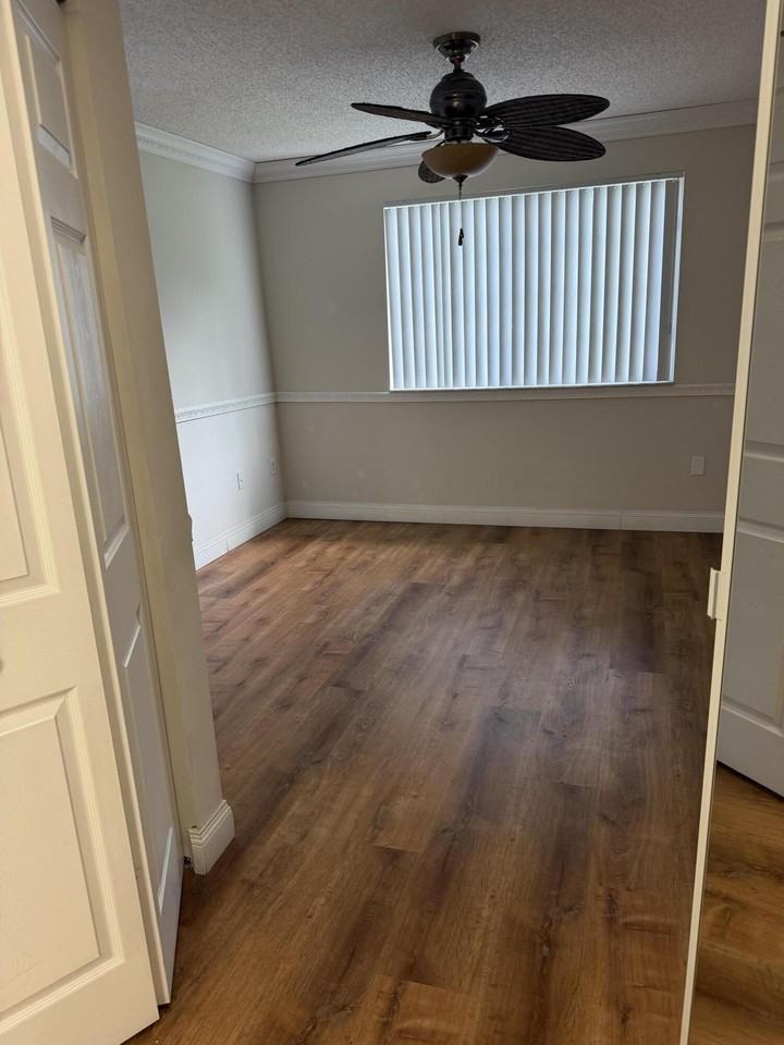 1500 Crestwood Ct S #1503 - Photo 5 of 19