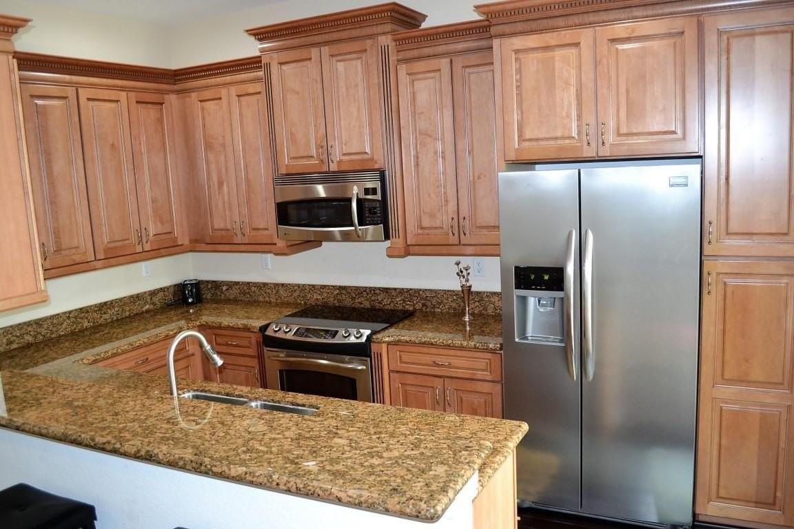 8305 Nw 7th Ct - Photo 5 of 30