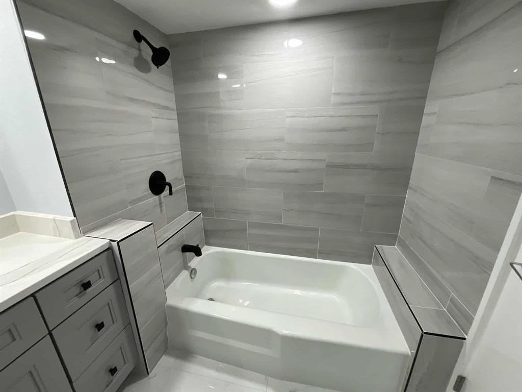 649 W Oakland Park Blvd #211A - Photo 7 of 17