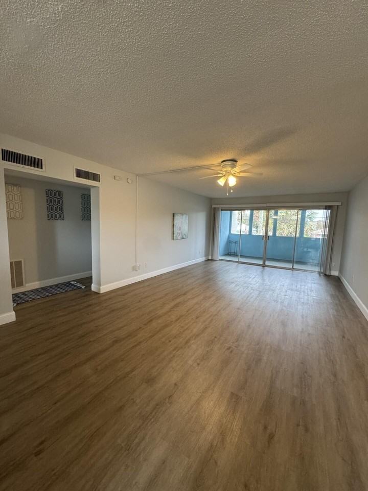 1310 Ne 14th Ct #K19 - Photo 3 of 29