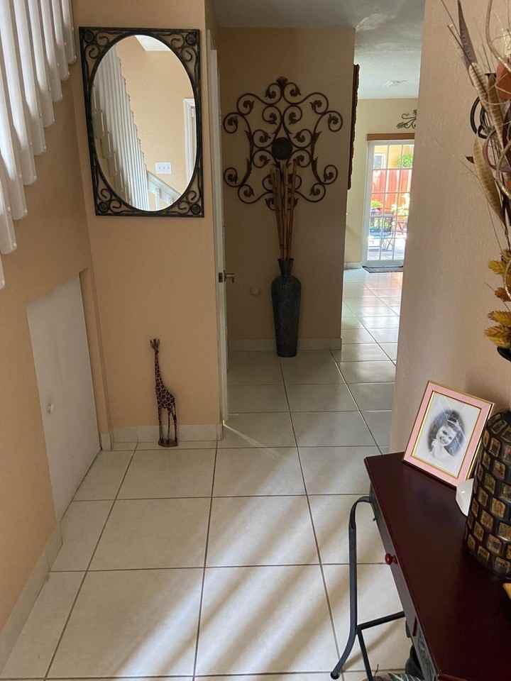 8752 Nw 107th Ter #8752 - Photo 3 of 29