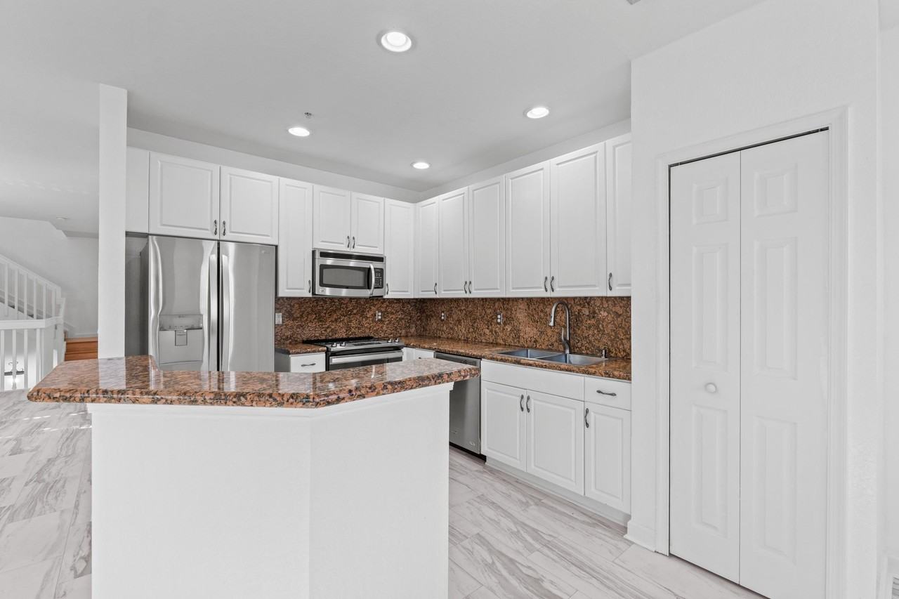 1200 Coastal Bay Blvd - Photo 6 of 50