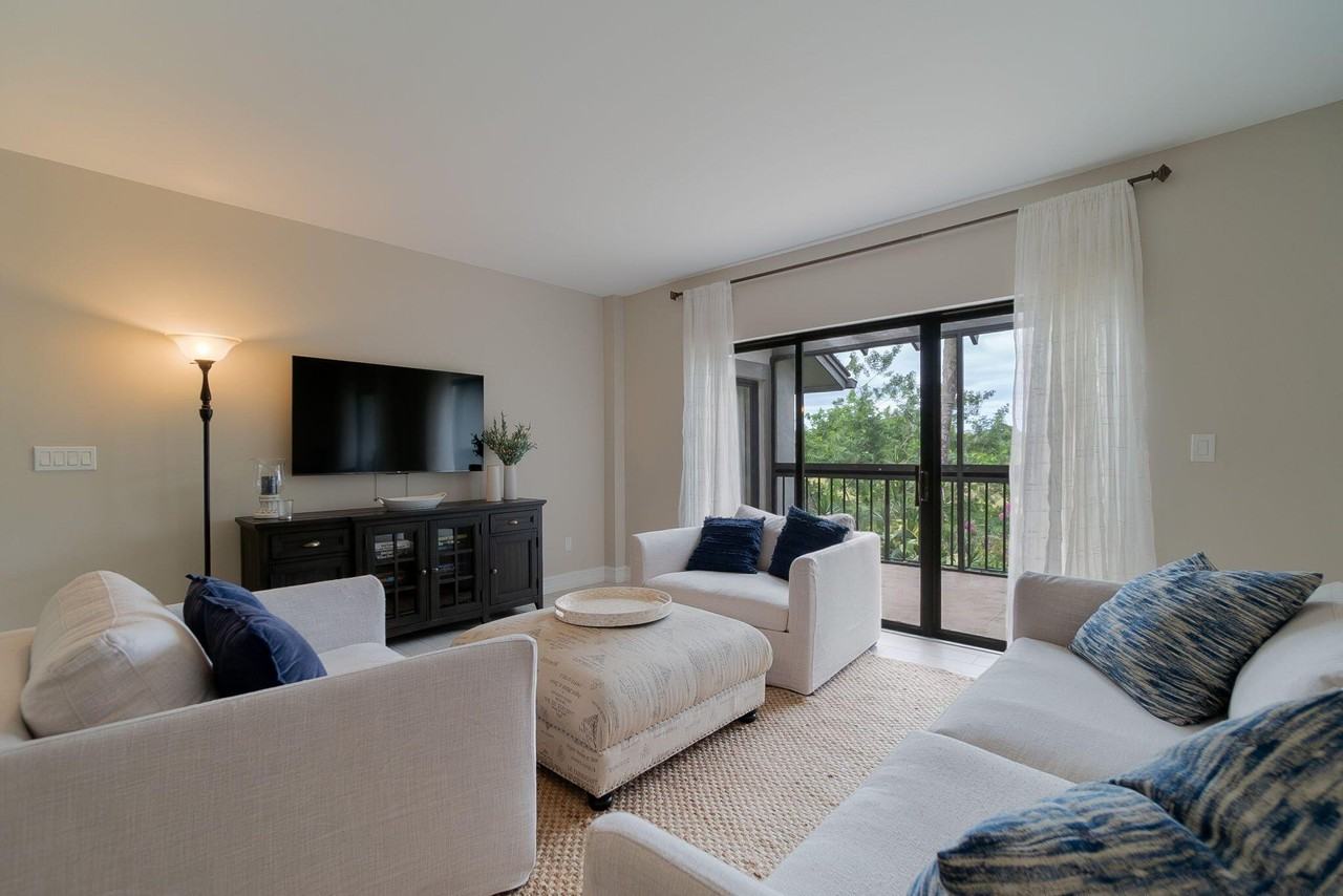 11355 Pond View Dr #D203 - Photo 7 of 37