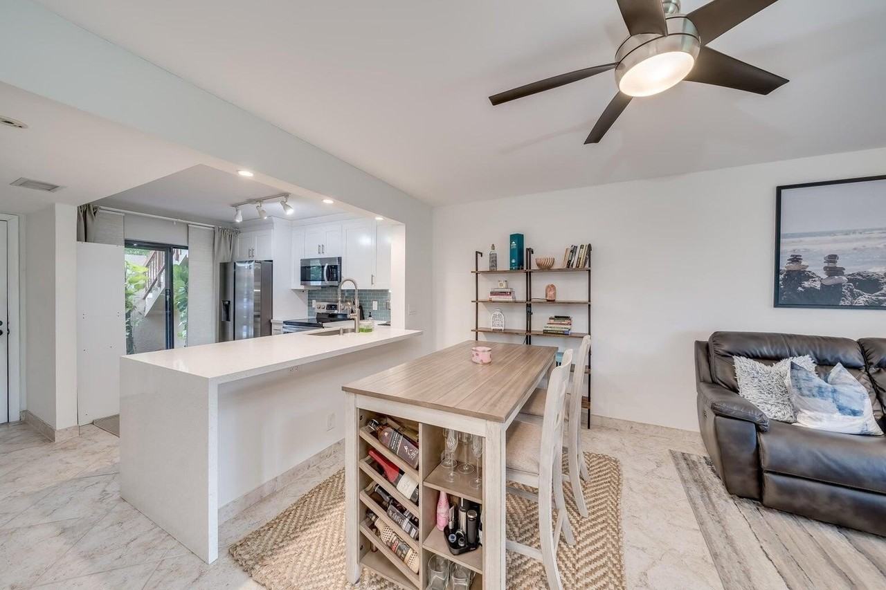 3939 Ne 5th Ave #D103 - Photo 5 of 22