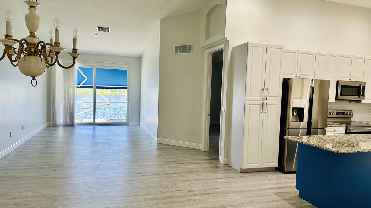 8601 Mangrove Cay - Photo 5 of 43
