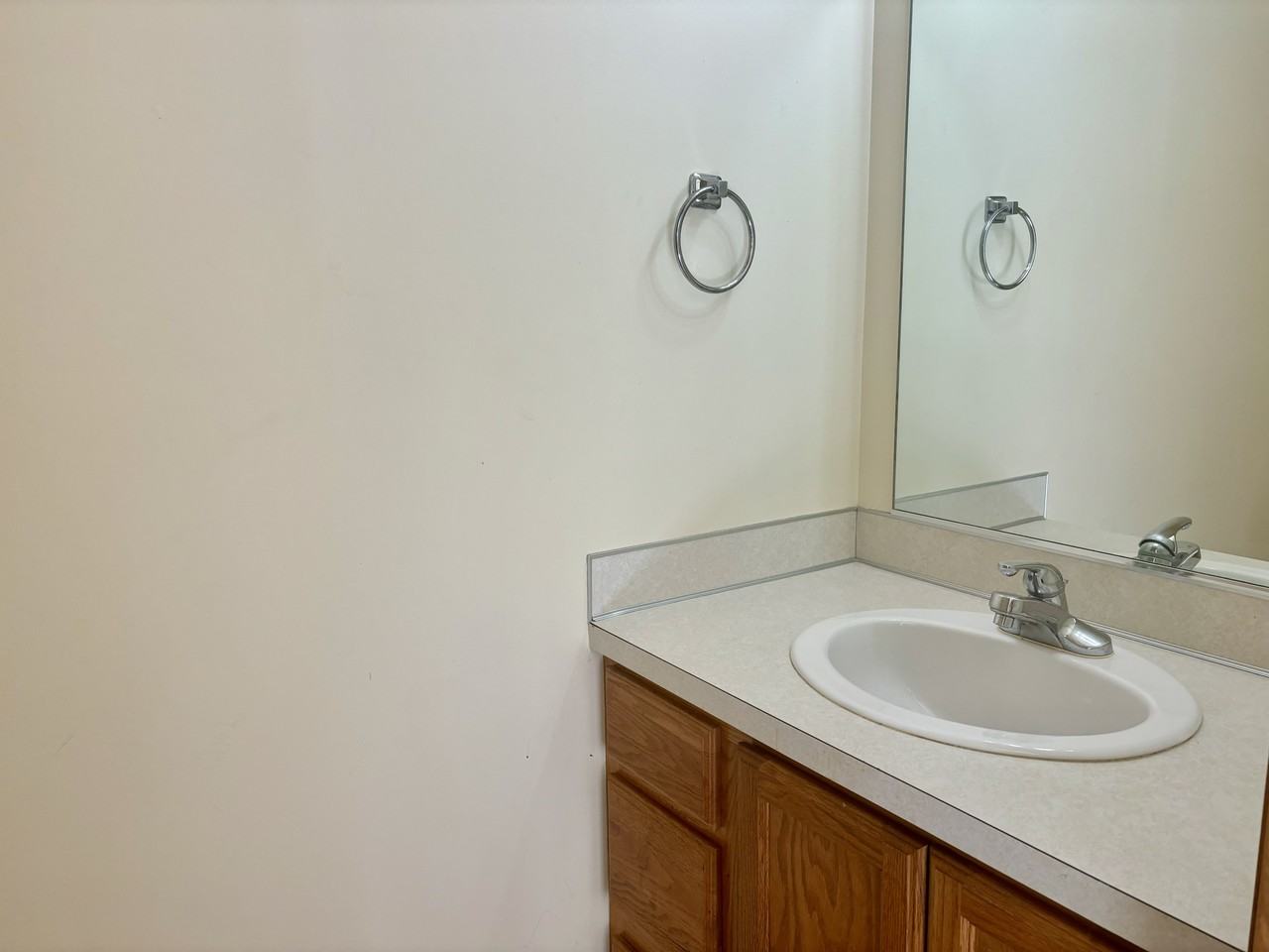 1041 E 16th St #204 - Photo 7 of 23