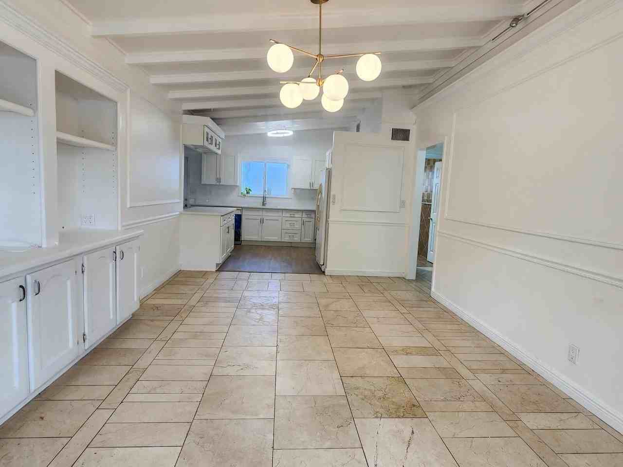 305 S Loxahatchee Dr - Photo 3 of 16