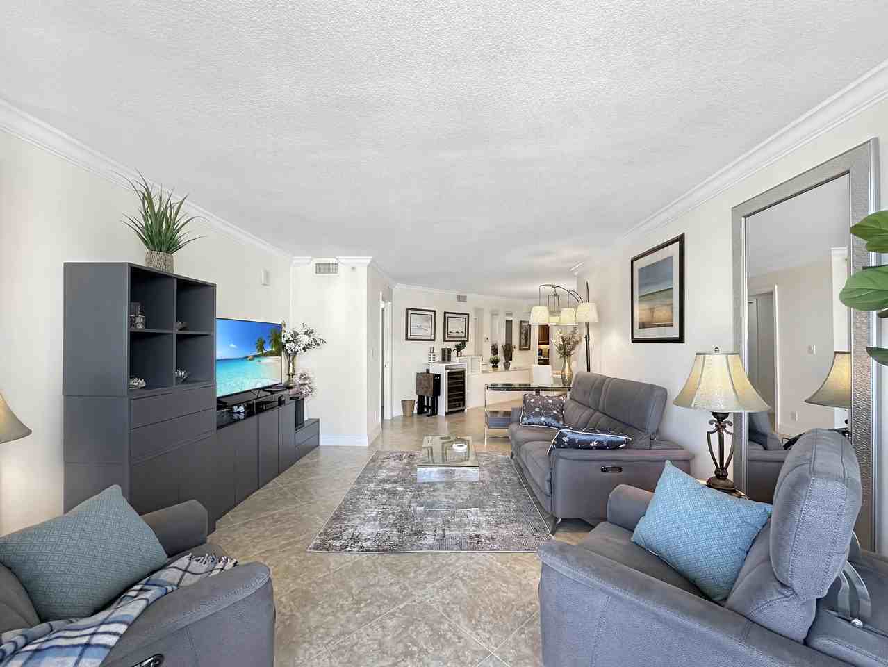 3000 N Ocean Dr #20B - Photo 6 of 50