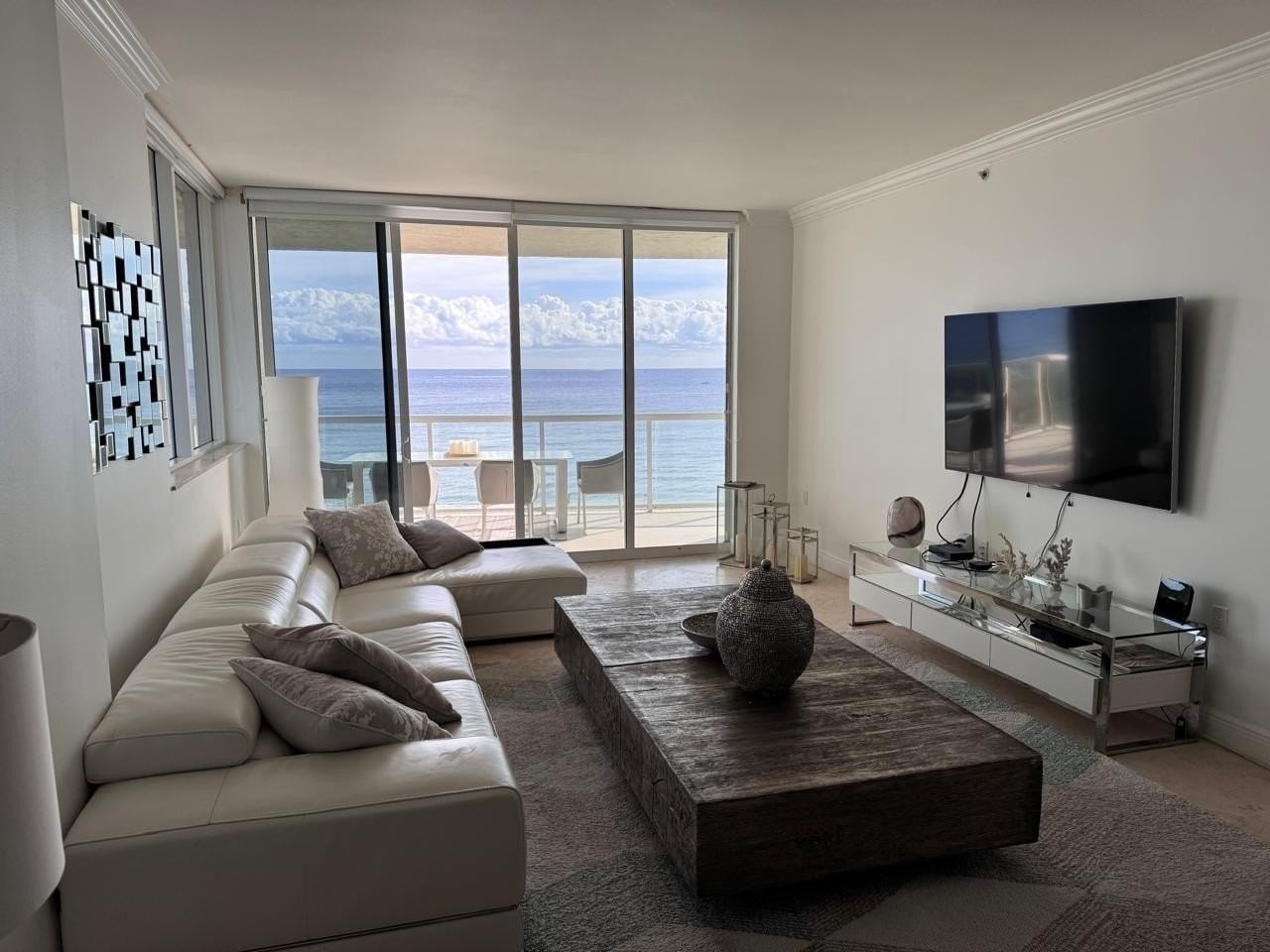 704 N Ocean Blvd #504 - Photo 4 of 26