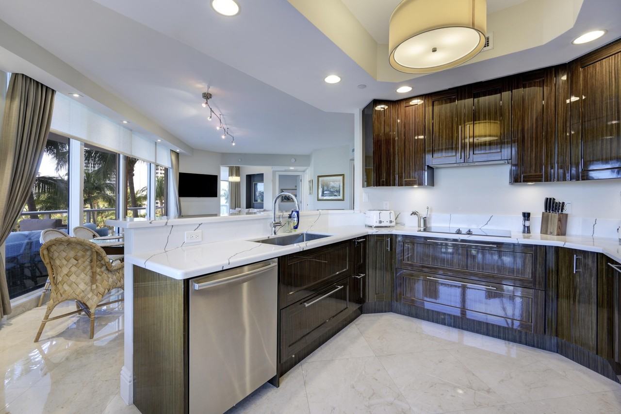 2700 N Ocean Dr #306B - Photo 6 of 37
