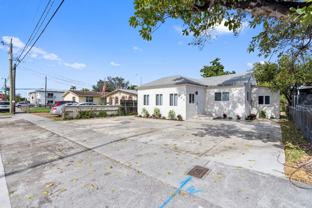 865 Se 12th St #A - Photo 1 of 1