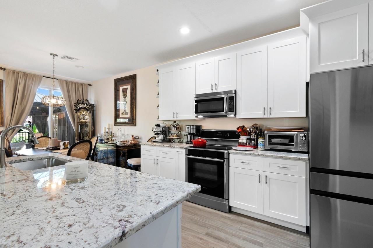 7826 Sienna Springs Dr - Photo 4 of 23