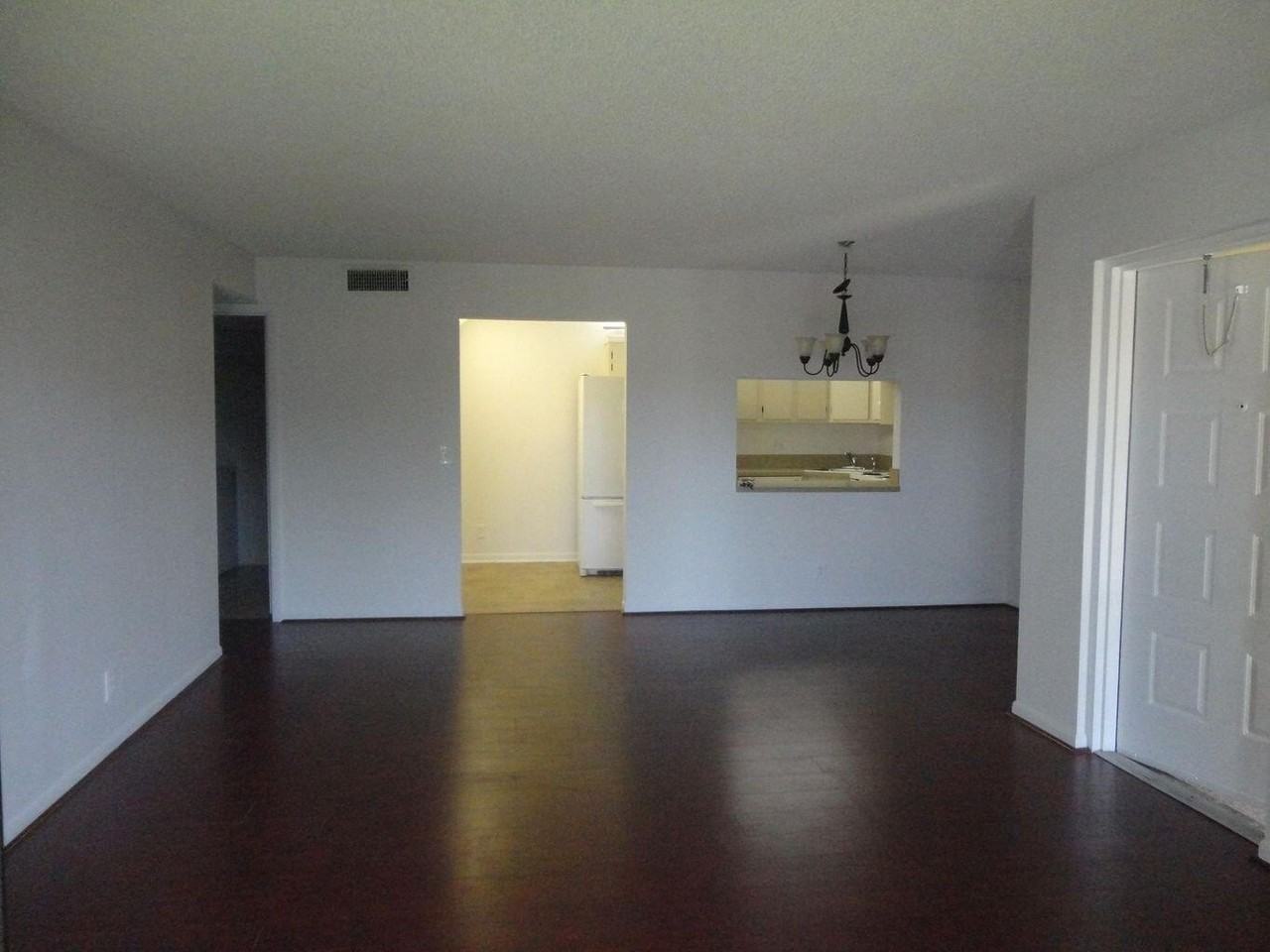 714 Sunny Pine Way #C2 - Photo 3 of 8