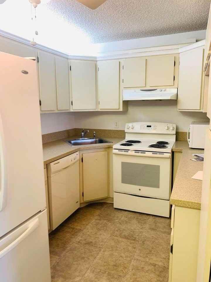 714 Sunny Pine Way #C2 - Photo 4 of 8