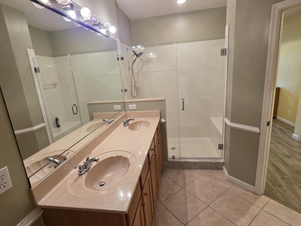 8372 Mulligan Cir #1824 - Photo 5 of 14