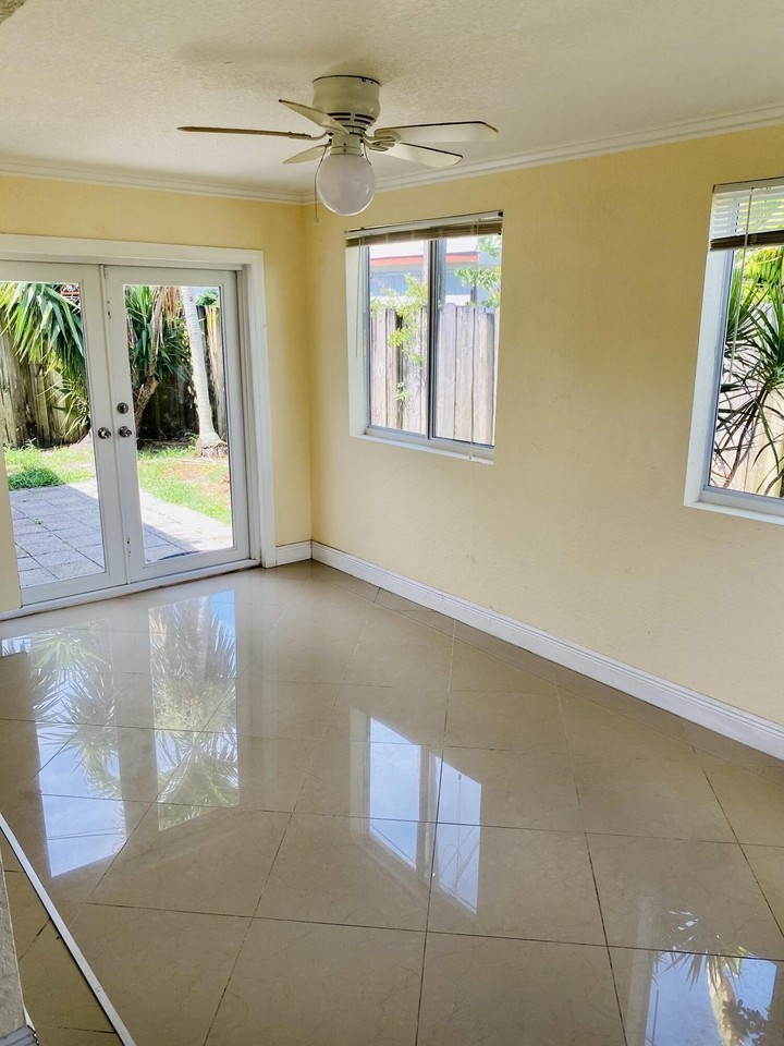 4559 Nw 16th Way - Photo 5 of 6
