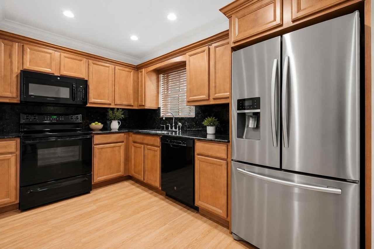 190 Lake Evelyn Dr #190 - Photo 7 of 32