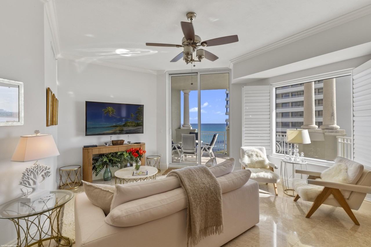 5310 N Ocean Dr #601 - Photo 7 of 50