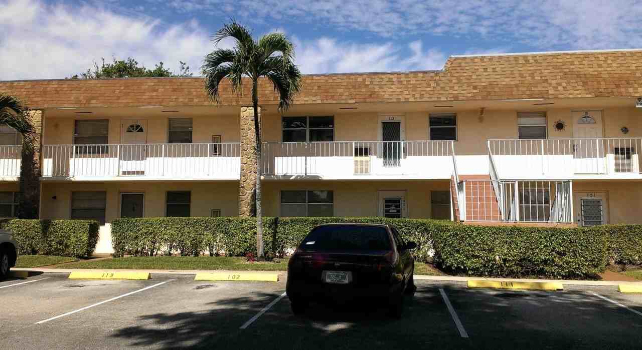 9911 Sandalfoot Blvd #112