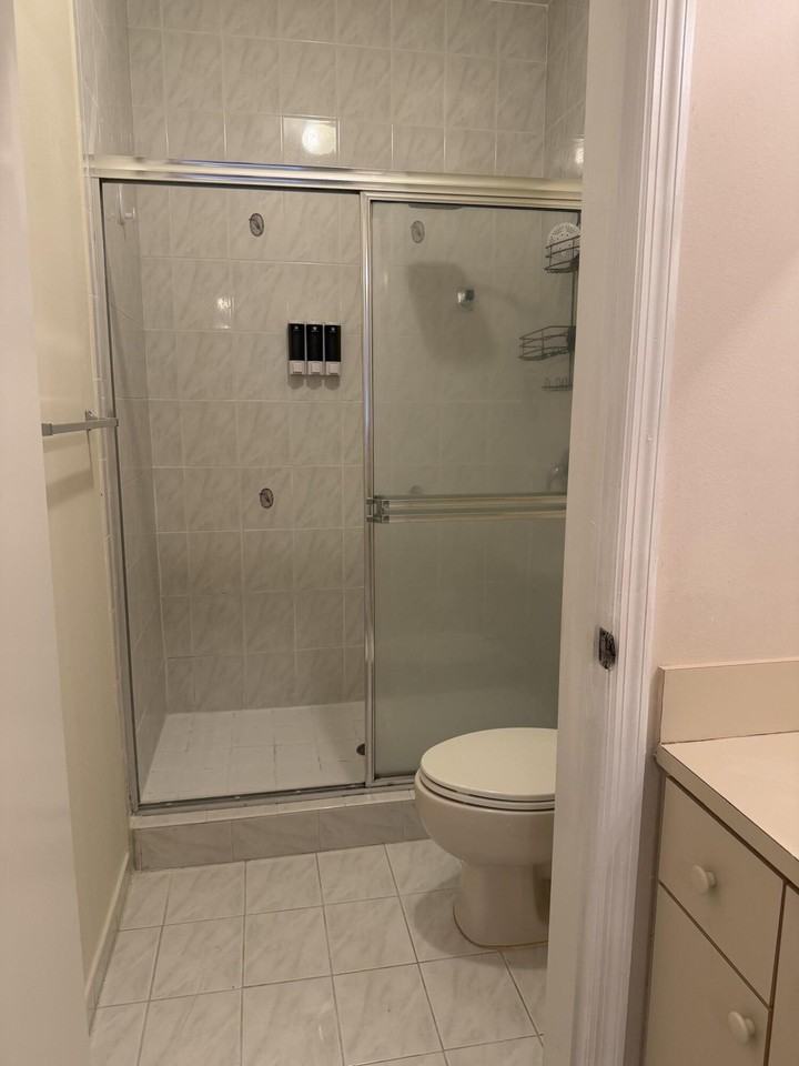 765 Sw 107th Ave #2303 - Photo 5 of 18