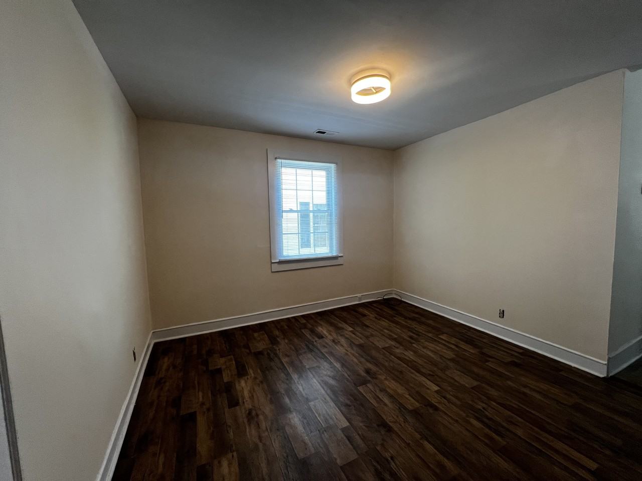 1115 S 9th St #1 - Photo 4 of 11