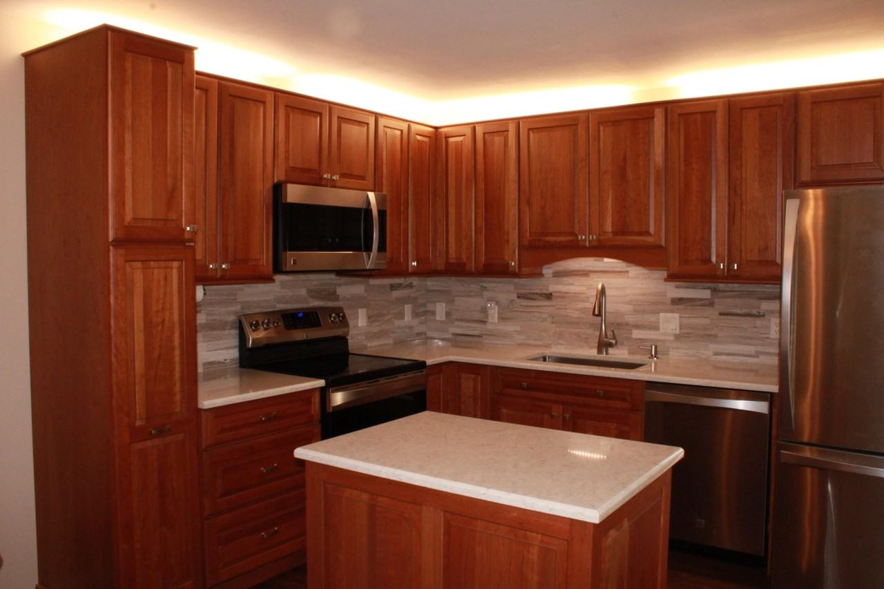 716 7th Ln - Photo 2 of 14