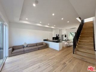 3989 1/2 Beethoven St #1-2 - Photo 2 of 8