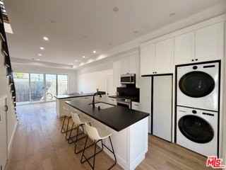 3989 1/2 Beethoven St #1-2 - Photo 3 of 8