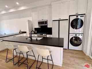 3989 1/2 Beethoven St #1-2 - Photo 4 of 8